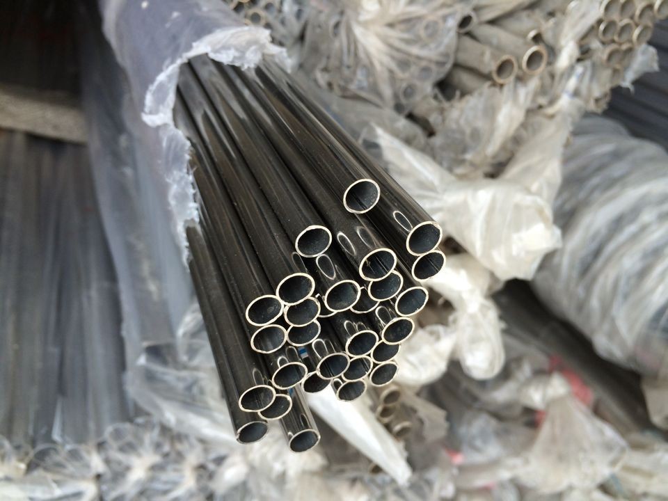 304不锈钢毛细管高清大图赏析 工业精密的细腻之美